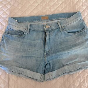 Mother denim shorts in Drop out